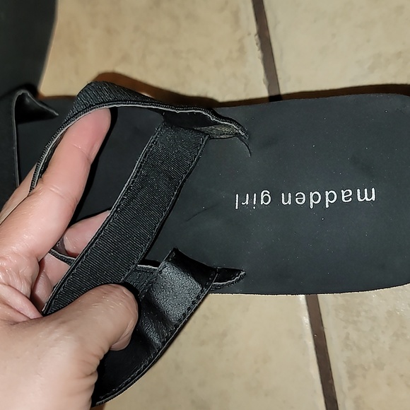 Madden Girl Platform sandals strappy y2k black slip on elastic straps - Picture 3 of 5